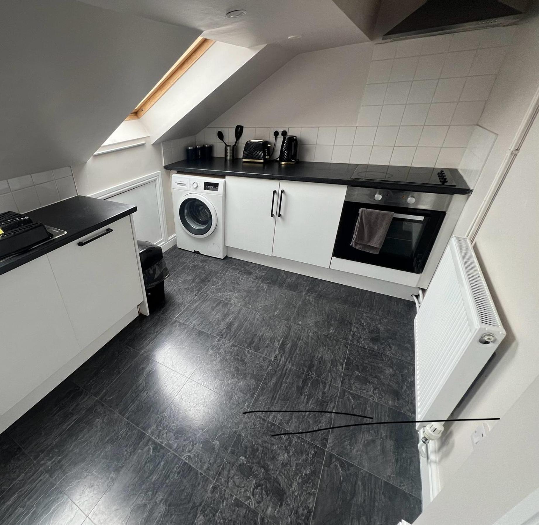Cosy Penthouse Suite Happily Sleeps Up To Five Halifax Exteriör bild